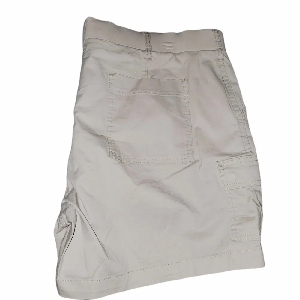 Lee NWT Plus Size Midrise Regular Fit Comfort Waistband 5" Cargo Short 567 - Picture 4 of 11